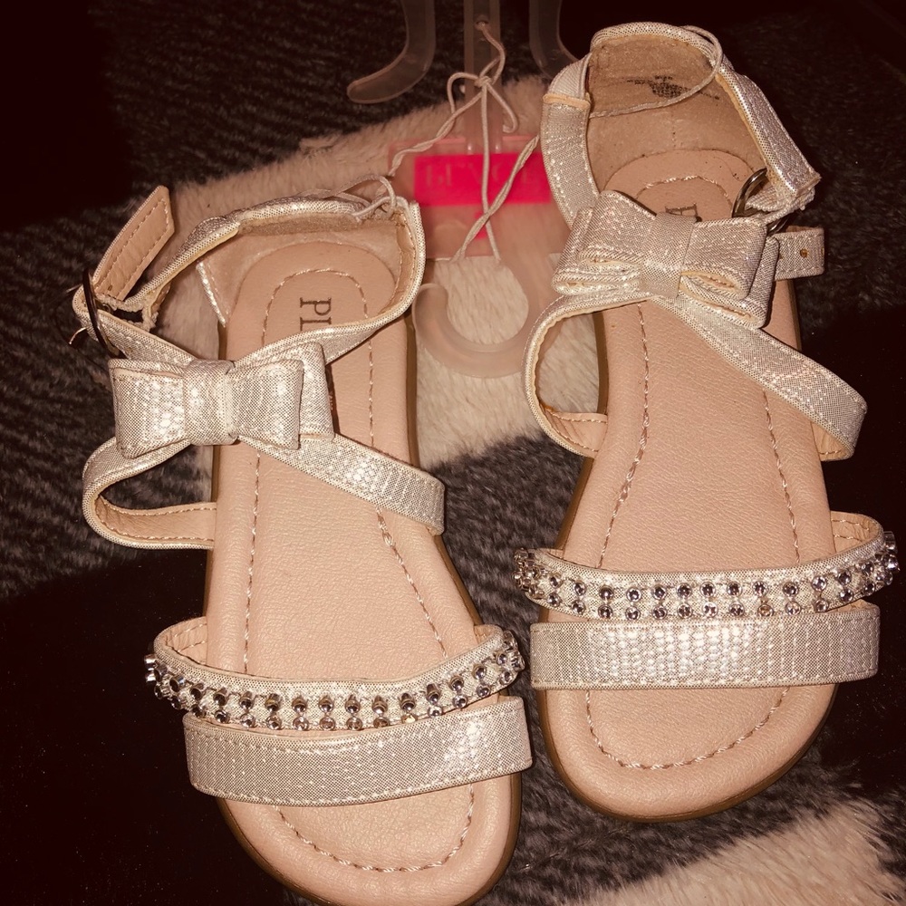 Elegant sandals